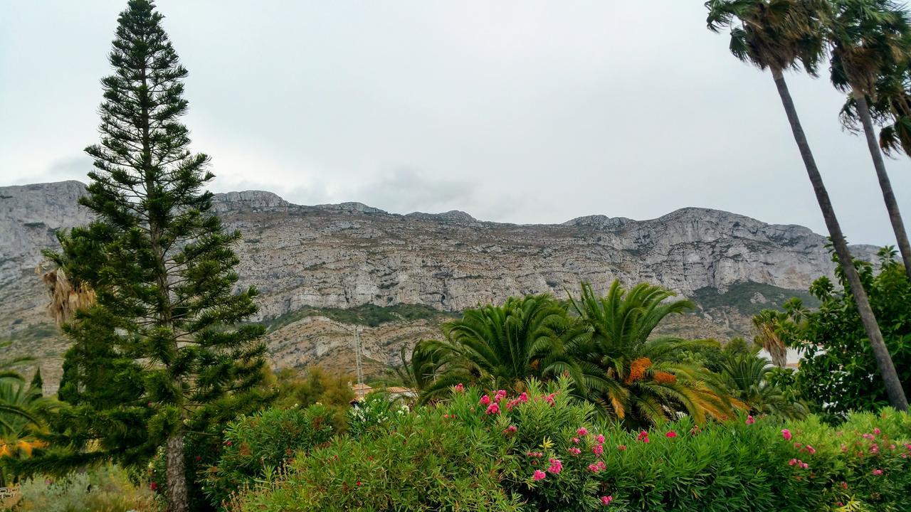 Apartamentos Montgò Dénia Esterno foto